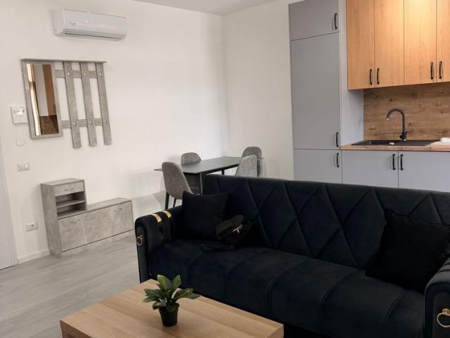 Apartament prima inchirere 2 camere, loc de parcare, Torontalului