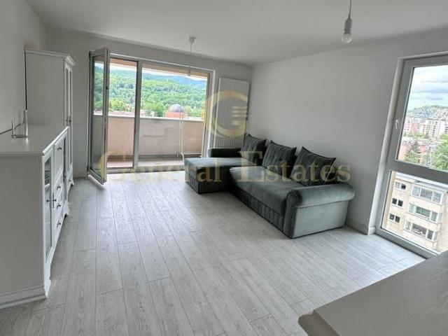 Apartament prima inchiriere | 3 camere, balcon panoramic