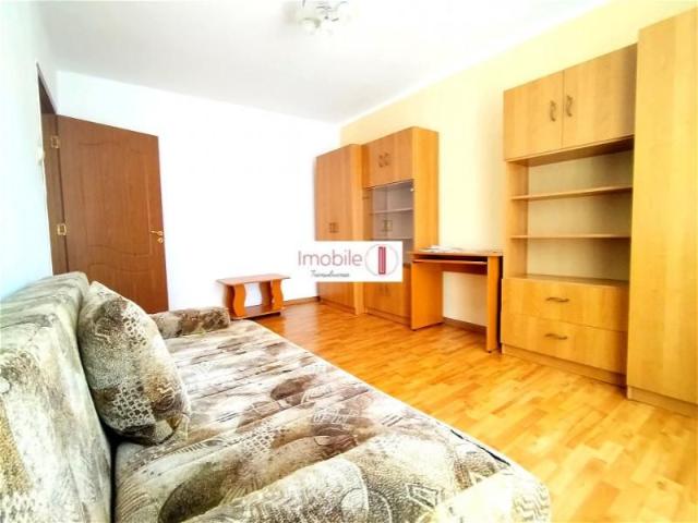 Apartament primitor cu 2 camere, lift si liniste exact ce cauti pentru acasa