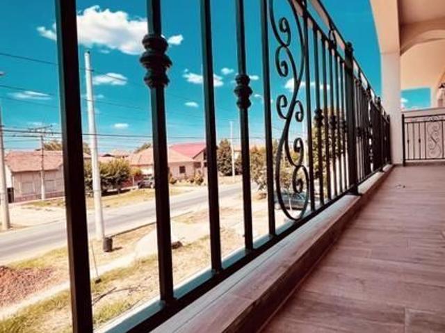 Apartament proaspat renovat 2 camere, 2 locuri de parcare, Dumbravita
