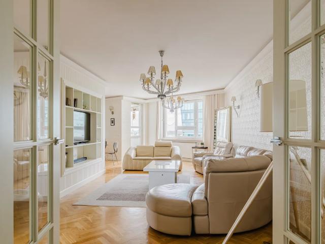 Apartament przy Metrze | 160 m²