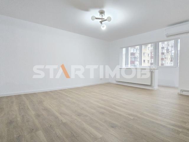 Apartament renovat 3 camere zona ITC Vlahuta