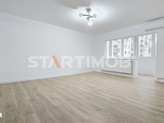 Apartament renovat 3 camere zona ITC Vlahuta