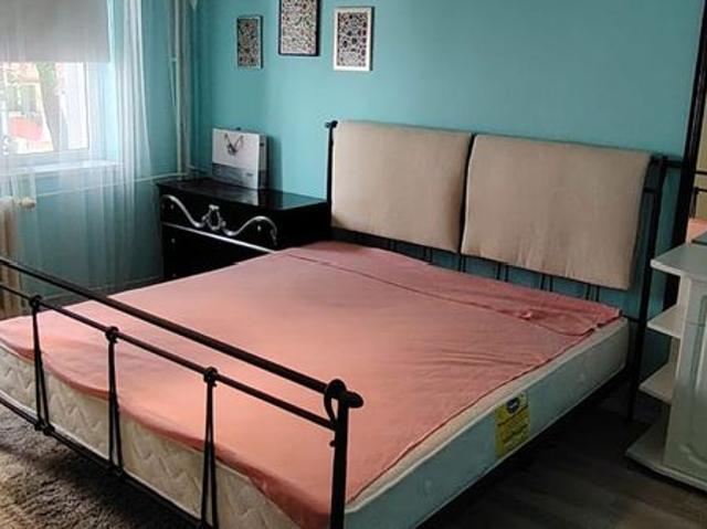 Apartament renovat mobilat si utilat zona Stadion
