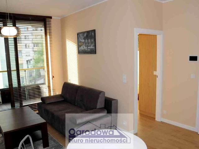 Apartament standard lux, ok/Ratusz Wola Warszawa