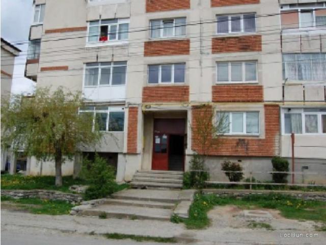 Apartament strada Iezer, Campulung