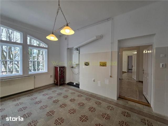 Apartament superb renovat in Centrul Istoric Brasov