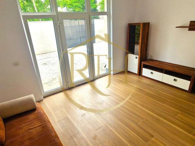 Apartament SAD de închiriat într un triplex – locuință sau diverse activități
