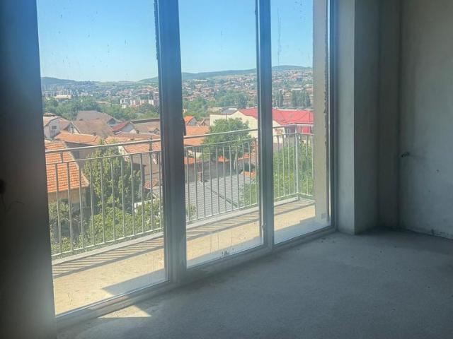 Apartament semifinisat 43 si 63mp Gruia –bloc nou