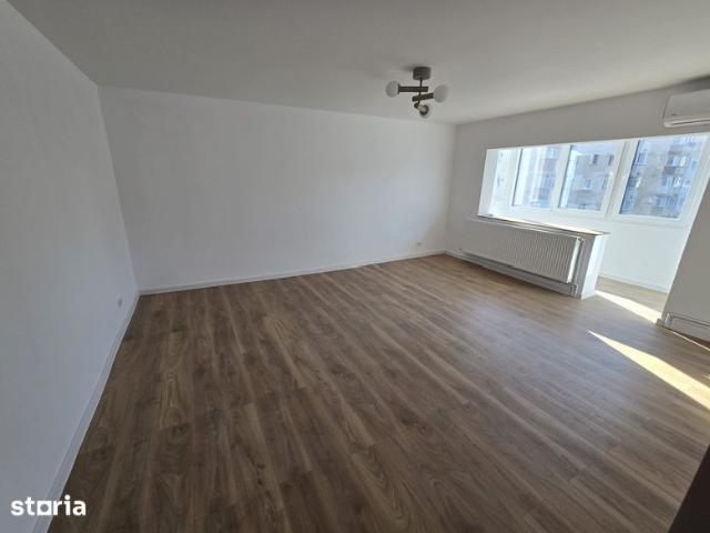 Apartament semimobilat 3 camere ITC