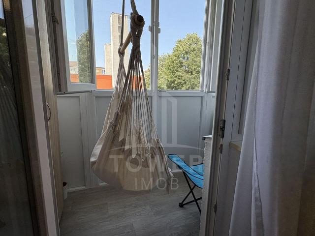 Apartament spațios 4 camere – mobilat și utilat – Vasile Aron, str. Ne