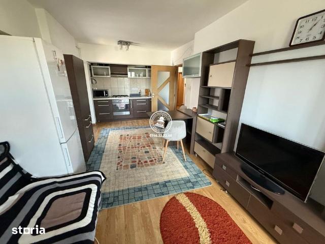 Apartament spațios cu 4 camere de închiriat | Zona CUG Nic