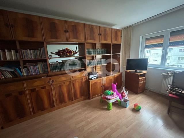 Apartament spațios de închiriat – 2 camere – Zona Trac