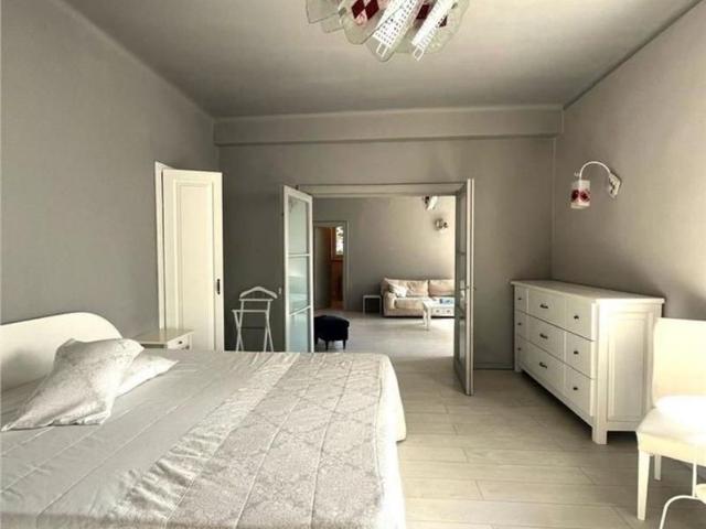 Apartament spatios 2 camere | Centrul Nou | Vila | Curte si gradina