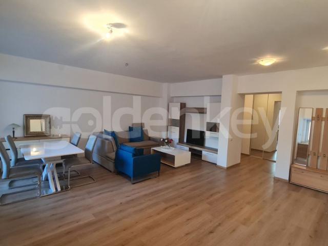 Apartament spatios cu 3 camere | garaj | ID:838485
