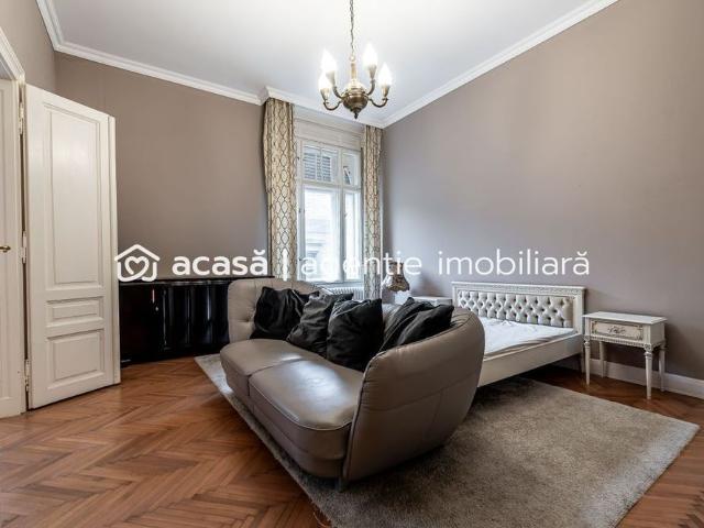Apartament spatios cu 3 camere de LUX pe Metianu Comision 0