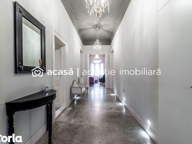Apartament spatios cu 3 camere de LUX pe Metianu Comision 0