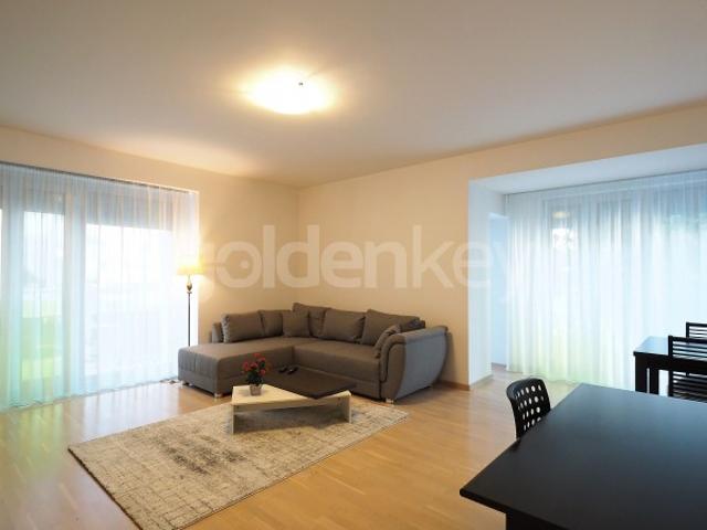 Apartament spatios cu 2 camere | garaj | ID:715213