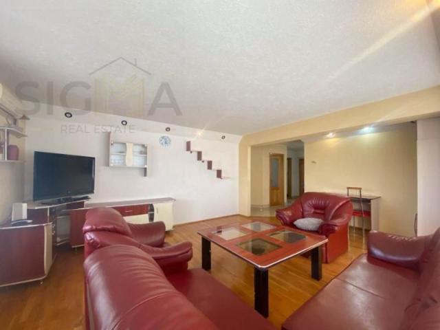 Apartament spatios cu 4 camere, in Zorilor, zona UMF!