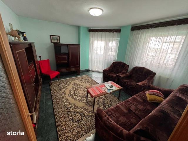 Apartament Spatios, Decomandat, str Pandurilor, Catedrala/Dambovita Mall