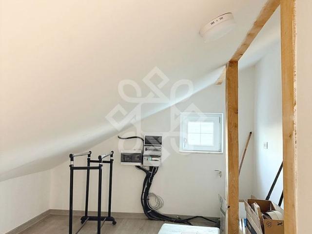 Apartament spatios la casa de inchiriat in cartier Grigorescu, Oradea