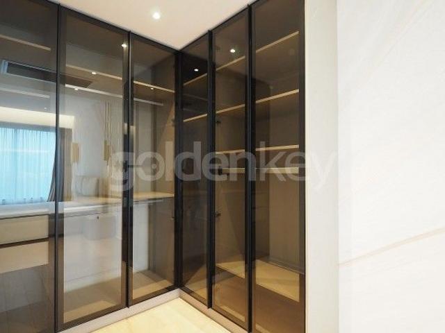 Apartament spatios si modern cu 4 camere | 2 garaje | ultra finisat | ID:1363231