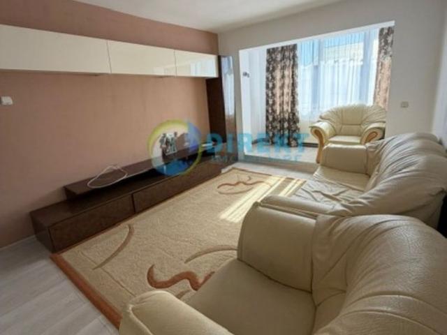 Apartament spatios, zona Lama, langa Generala 4