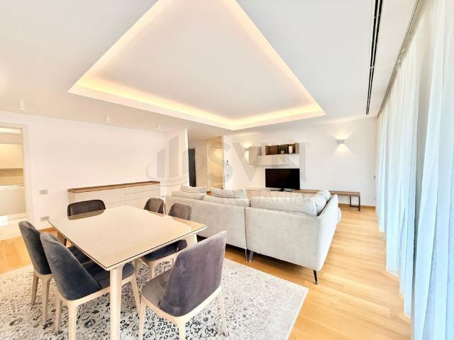 APARTAMENT SPECTACULOS l TERASA 28 MP l 2 GARAJE l GYM l.