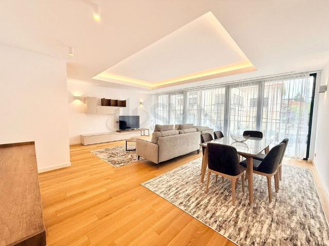 APARTAMENT SPECTACULOS l TERASE 50 MP l 2 GARAJE l GYM l.