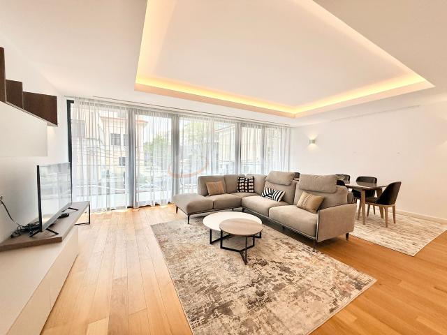 APARTAMENT SPECTACULOS l TERASE 50 MP l 2 GARAJE l GYM l PRIMAVERII