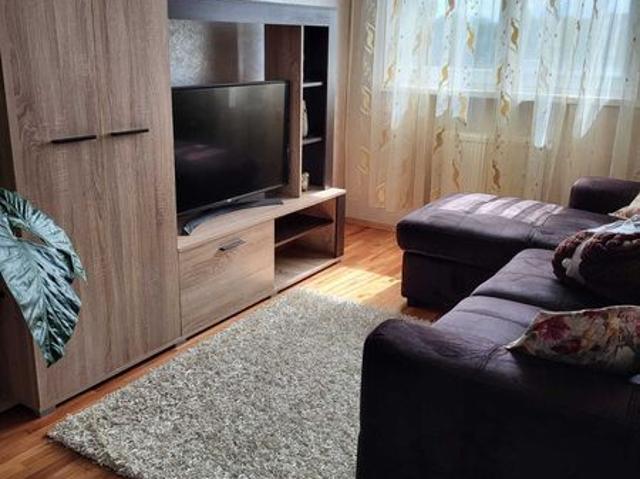 apartament spre inchiriere