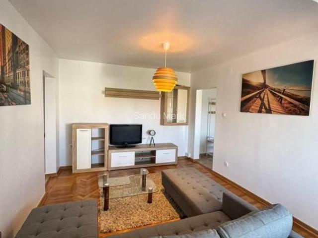 Apartament Take Ionescu 2 camere, bloc anvelopat, centrala proprie