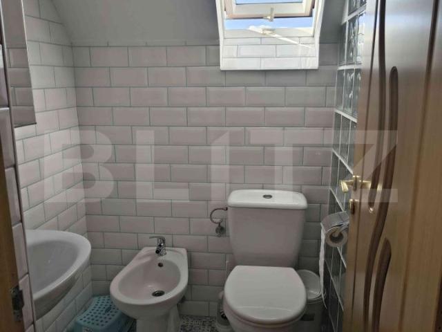 Apartament tip vila, renovat complet, cu terasa si parcare – Baciu R