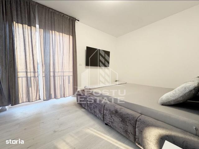 Apartament tip penthous cu terasă și 2 balcoane