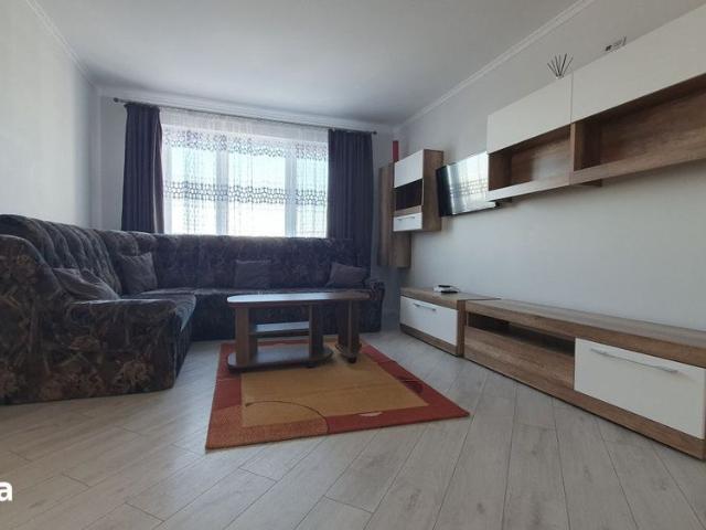 Apartament trei camere, semidecomandat, mobilat, zona BMW