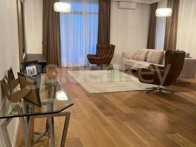 Apartament triplex cu 3 4 camere si terasa spatioasa | ID:2074533