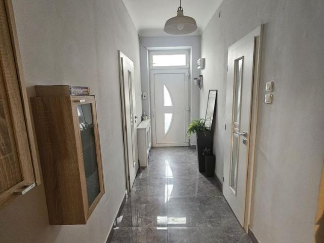 Apartament ultracentral, 80 mp utili, 3 camere!