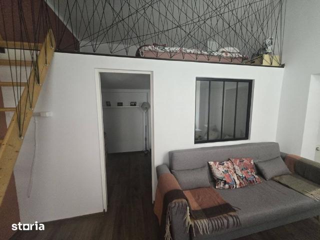 Apartament ultracentral cu 3 camere, mezanin si terasa – strada Bari