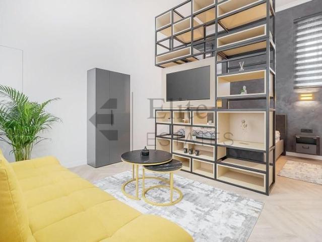 Apartament ultracentral de inchiriat in Oradea I Palatul Ullmann