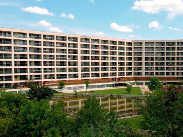 Apartament ultrafinisat cu 3 camere, 2 bai si parcare in Viva City