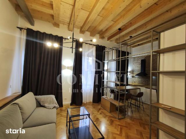 Apartament ultrafinisat în zona ultracentrală | Scară interioară