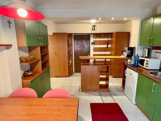 Apartament vesel si colorat la Natiunile Unite