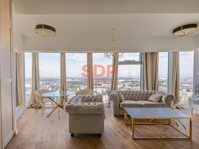 Apartament w stylu glamour na 28. piętrze z widokiem na Wrocław