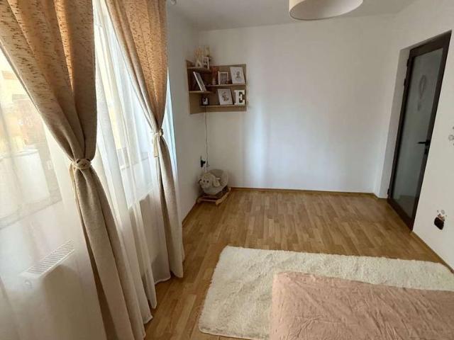 Apartament 150 mp + terasă 30 mp, parter casă, Ploiești, str. Izlazului