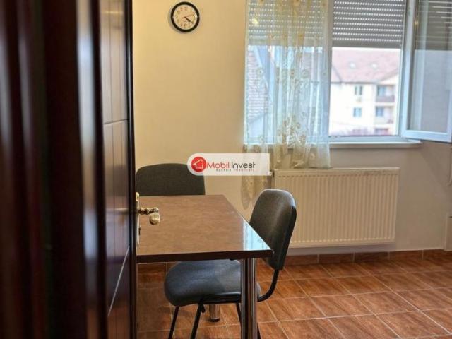 Apartament 1 camera, mobilat complet, etaj 1, zona Cetate Kaufland
