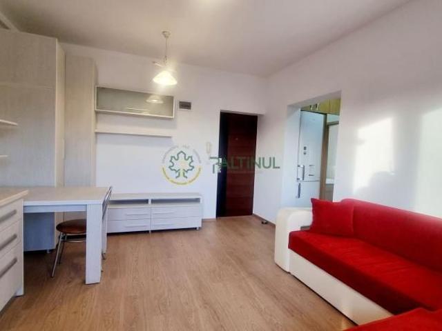 Apartament 1 Camera, Balcon Selimbar, Gata de Locuit!