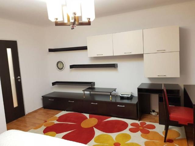 Apartament 1 camera Centru Carrefour Market Arcu