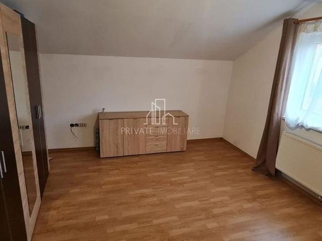 Apartament 1 Camera De Inchiriat, Mansarda, Str Suceava,Zona Dambu
