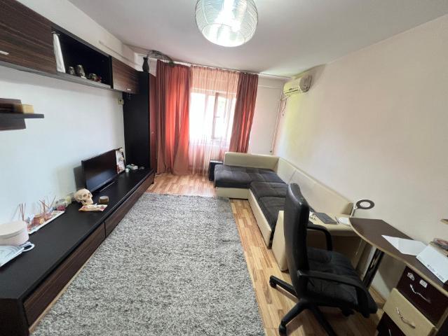 Apartament 1 camera decomandat Podul de Fier Targu Cucu