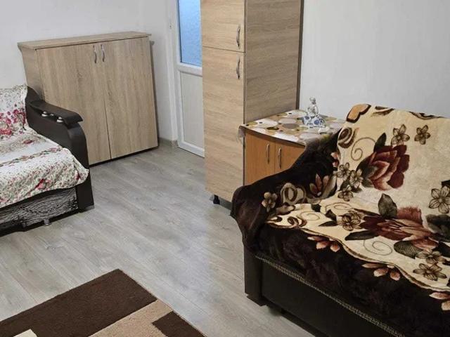 Apartament 1 camera, decomandat, zona Dancu